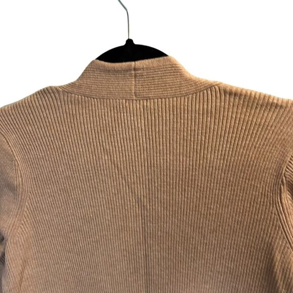 Chico's Petite Ribbed Front Pocket Long Cardigan Sweater Tan Khaki Size 0P Cozy - Picture 9 of 15